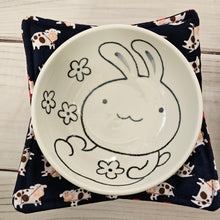 Load image into Gallery viewer, Cows and Apples - Reversible 100% Cotton Bowl Cozy