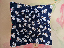 Load image into Gallery viewer, Cows and Apples - Reversible 100% Cotton Bowl Cozy