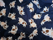 Load image into Gallery viewer, Cows and Apples - Reversible 100% Cotton Bowl Cozy