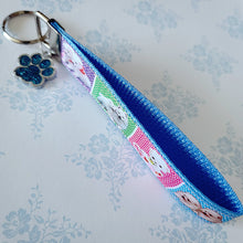 Load image into Gallery viewer, White Samoyed Eskimo White Fluffy Dog & Puppies Key Chain Fob with Enameled Paw Print Charm