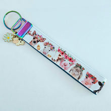 Load image into Gallery viewer, Animals with Leipo&#39;o (Wreaths) - Key Chain Fob with Your Choice of Rose Gold, Yellow Gold or Silver Hardware
