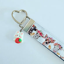 Load image into Gallery viewer, Animals with Leipo&#39;o (Wreaths) - Key Chain Fob with Your Choice of Rose Gold, Yellow Gold or Silver Hardware
